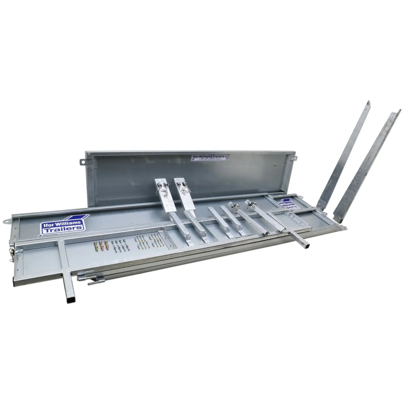 Forfjed + sidefjelder + bagfjeld